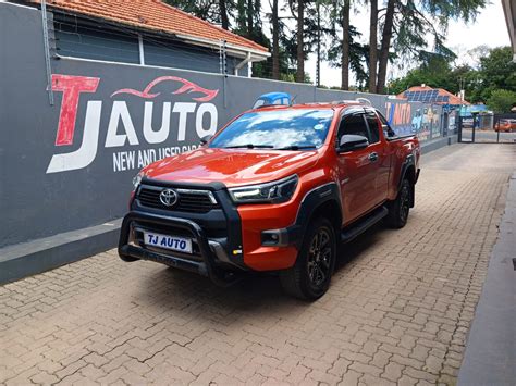 2023 TOYOTA HILUX 2.8GD-6 Xtra CAB 4×4 LEGEND AUTO | TJ Auto Used Cars