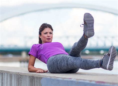 Lower Ab Workout: 30 Best Exercises For Lower Abs | Femina.in