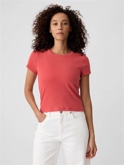 Women's Fitted T-Shirts | Gap Factory