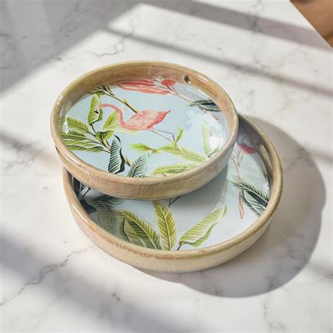 Buy Home Decor Items Online - Showpiece & idol, wall decor, vases ...