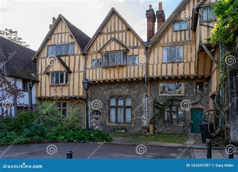 Three Old English Tudor Houses Editorial Photography - Image of homes ...