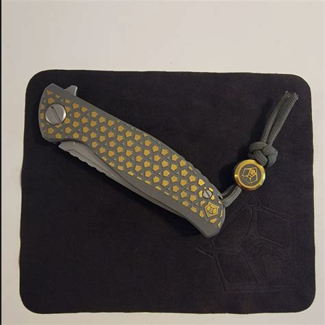 Bladebinge - 1 of 50 Shirogorov F95 Bear, Show Exclusive, Blade Show ...