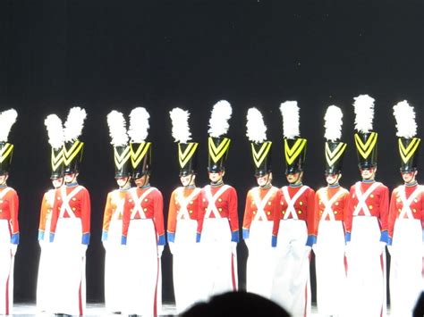 Christmas Spectacular Starring the Rockettes 2025 Discount Broadway Tickets