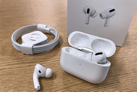 Apple AirPods Pro - Boîtier Charge Sans Fil - Kit piéton et Casque ...