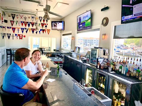 Dinner Menu - New Buffalo Yacht Club