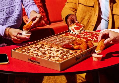 Pizza Hut Brand Refresh | Vinnie Finn | Los Angeles Photographer