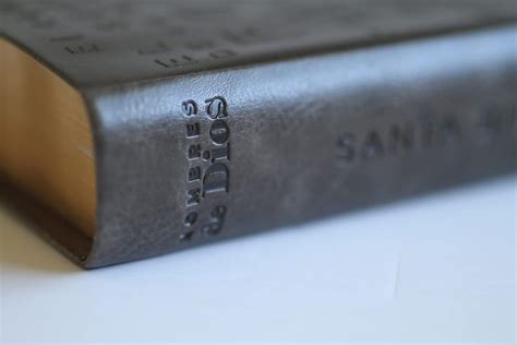 Biblia RVR 1960 letra grande tamaño manual, simil India | Ubuy