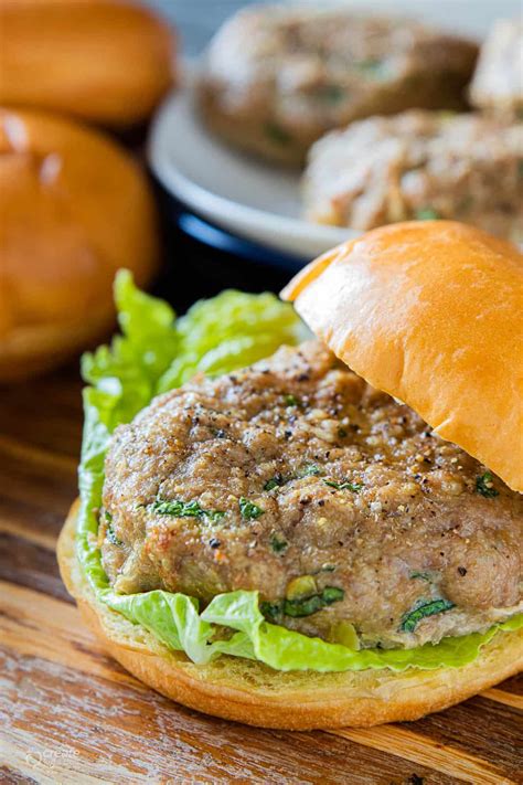 Get Ready for the Best Oven-Baked Turkey Burgers Ever!
