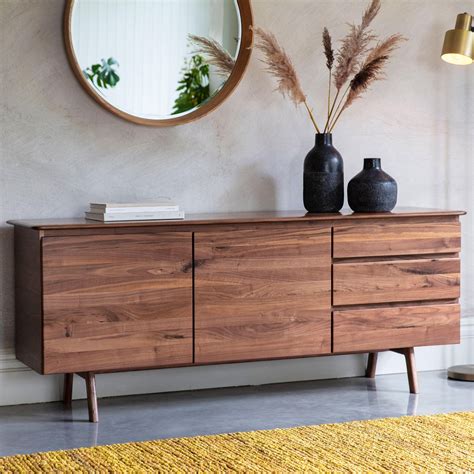 Amro Solid Acacia wood Sideboard with 2 Door & 3 Drawer in Provincial