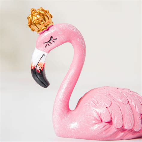 Flamingo Showpiece Queen Online - Premium Decor Object | Nestasia