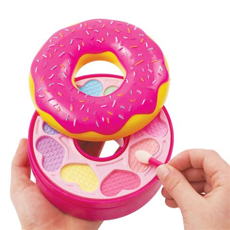 Unique Boutique Ultimate Makeup Set | The Entertainer