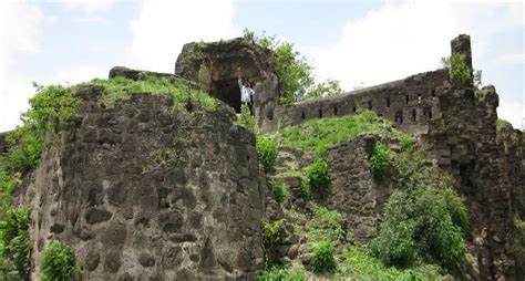 Did You Know Pune Has A Forgotten Fort In Chakan | WhatsHot Pune