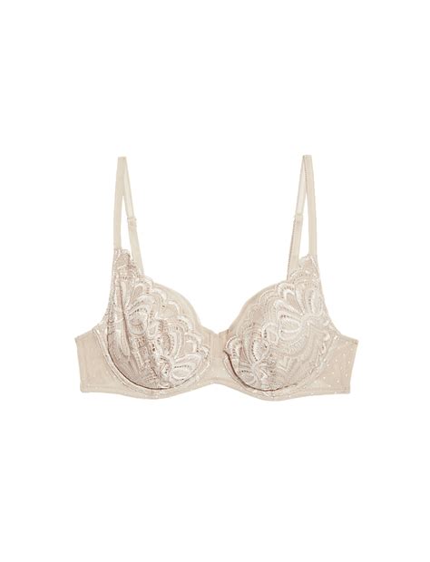 Buy Amelia Lace Natural Lift™ Full Cup Bra (A-E) at Marks & Spencer