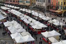 banchetti verona i banchetti di santa lucia a verona corriere veneto banchetti verona i banchetti di santa lucia a verona corriere veneto