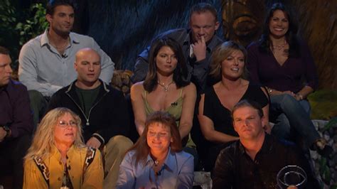 Watch Survivor Season 9 Episode 15: Live Reunion Show - Paramount+
