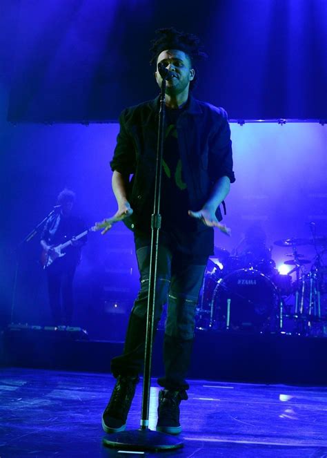 The Weeknd Picture 26 - The Weeknd Performs in Concert