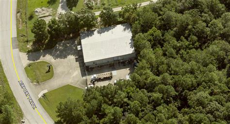 19662 Airport Pky, Conroe, TX 77303 - Industrial for Sale | LoopNet