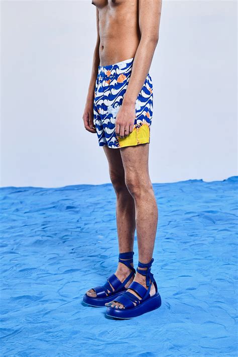 Sea Border Shorts – Triune