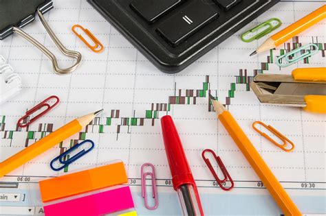 Finance White Background 的图像结果