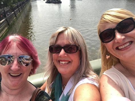 Real Business Women 的图像结果