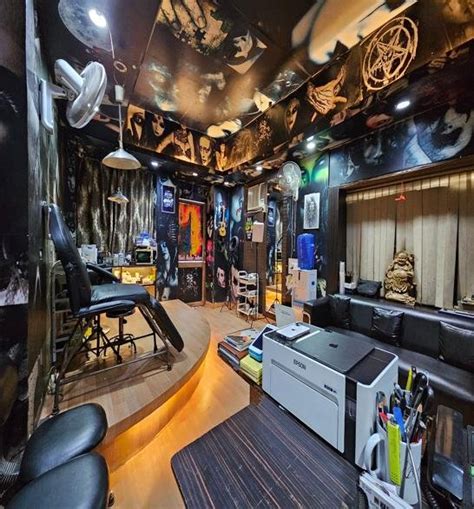 Black Master Tattoo Studio in Delhi NCR – Professional & Custom Tattoo ...