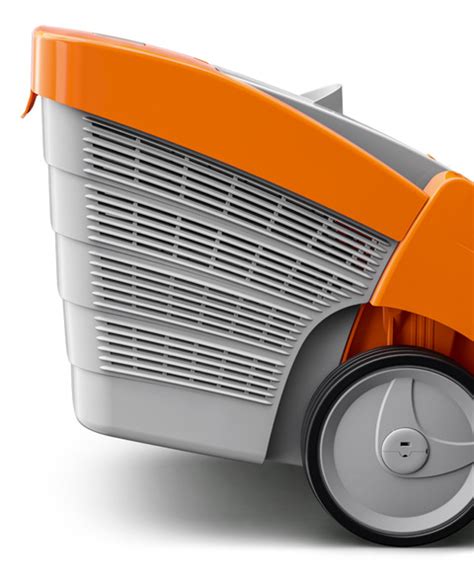 TOSAERBA A BATTERIA STIHL RMA 443 C   AP 200   AL 101