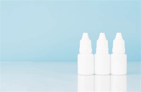 What Happens If You Use Expired Eye Drops? | Calgary