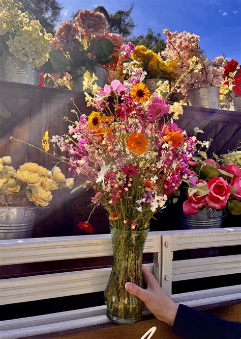 Pick Your Own Flowers - Ever After Farms