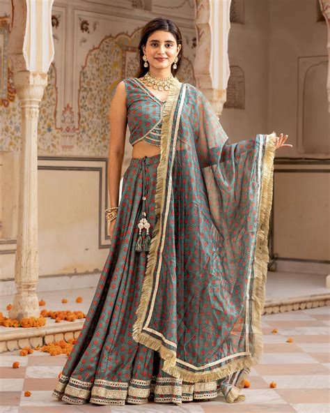 Buy Lehenga For Women Online | Shop Ladies Lehenga Choli Set – Ambraee