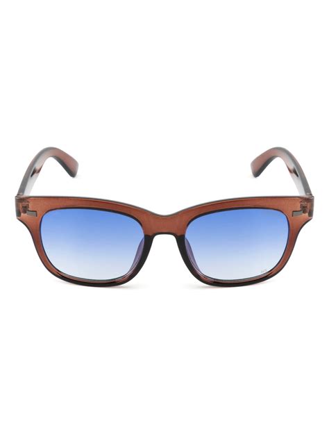 Buy Wayfarer Sunglasses for Men & Women Online in India | OPIUM - OPIUM ...