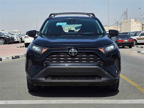 Dynamic & Rugged Toyota RAV4 LE 2019 – Ready for Export & Adventure!