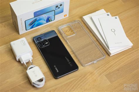 Redmi Note 12 Unboxing 的图像结果