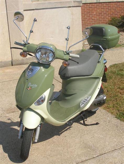 2008 Genuine Scooter Buddy 50 - Moto.ZombDrive.COM