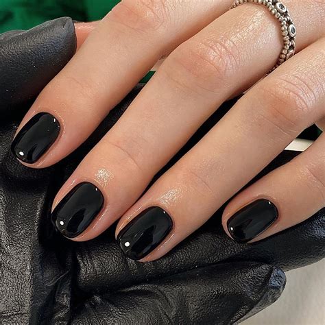 Pin by gabrielitxxx on Uñas | Black gel nails, Black nails, Black nails ...