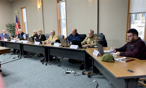 Osceola County board meeting to cover building tours, security