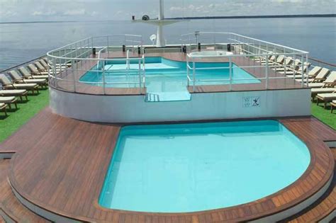 Круизный лайнер Iberostar Grand Amazon от Тартус Тур: цены на круизы ...
