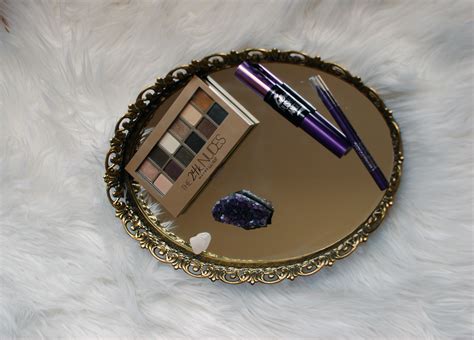 Get ready with the Maybelline 24k Nudes Pallet - Dollface Diaries