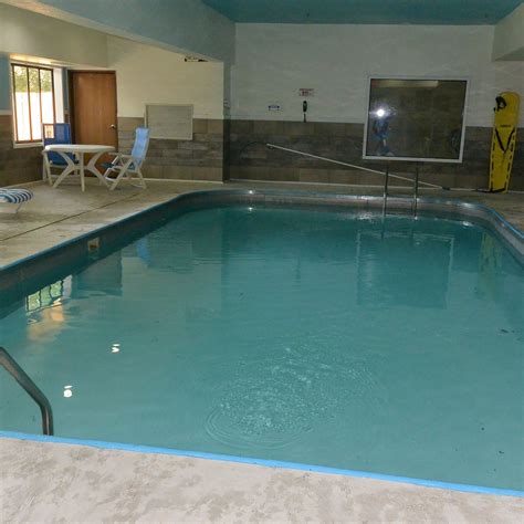 WINGATE BY WYNDHAM OWENSBORO - Hotel Reviews, Photos, Rate Comparison ...