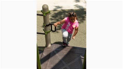 Sun Valley Recreation Center - Nature-Inspired Urban Playground