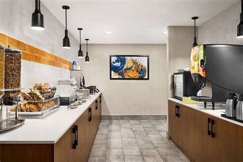 LA QUINTA INN BY WYNDHAM LEXINGTON - Hotel Reviews, Photos, Rate ...