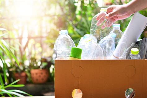 Top Unsustainable Products Examples 2022: Unsustainable Items Used Daily