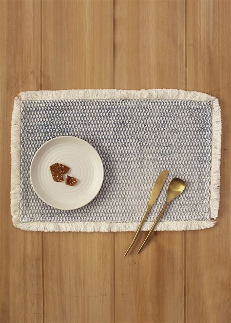 Get Akasam Placemat Blue 32.5 X 47.5 Inches 32.5 X 47.5 Inches at ₹ 399 ...