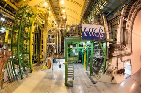 CERN descobre nova partícula