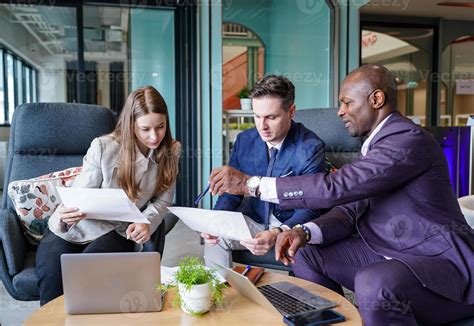 Foto Meeting 的图像结果