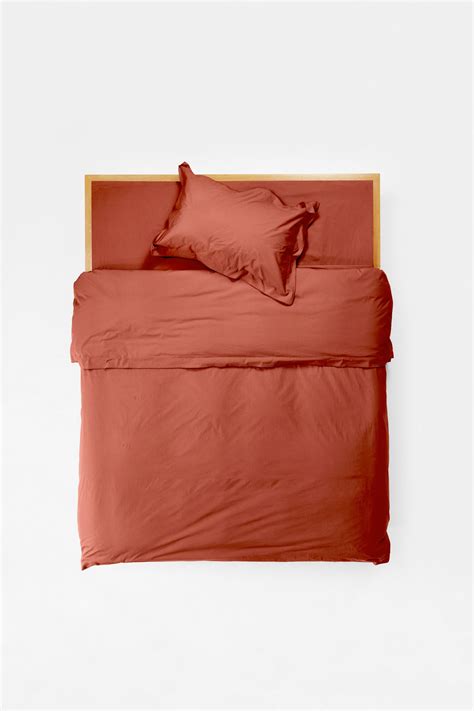 Flat Sheet in Ochre Red – SUTRAM