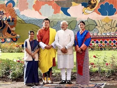 School students welcome Modi in Bhutan - Choicest images from PM ...
