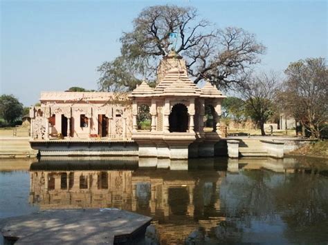 25 Best Places to Visit Near Mumbai from 50km to 500km - Hello Travel Buzz