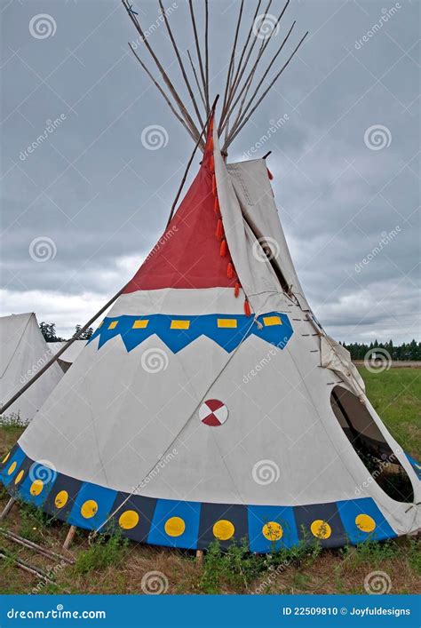 Native American Indian TeePee Stock Photo - Image of native, culture ...