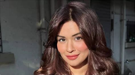 Avneet Kaur recalls hitting a boy with bat after misbehaviour during ...