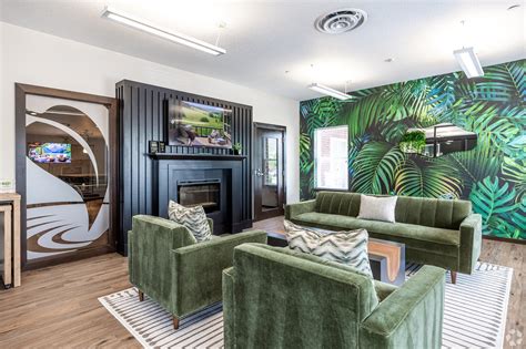 Sierra Pointe Apartments - 7171 Woodland Ave West Des Moines, IA 50266 ...